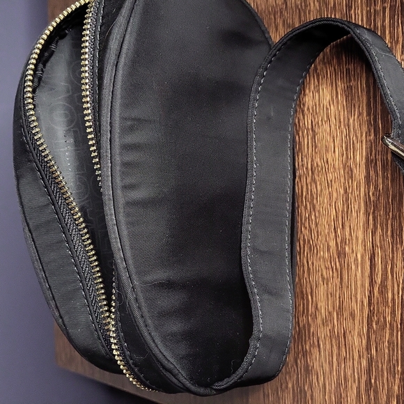 Peace Love World Mini Waist Pack - Picture 5 of 7